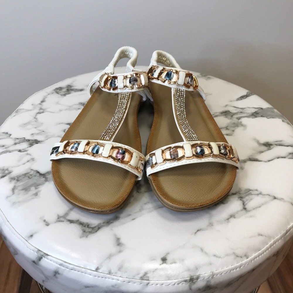 ‼️ Comfort Padded Sandals with Necklace Set - Picture 3 of 8